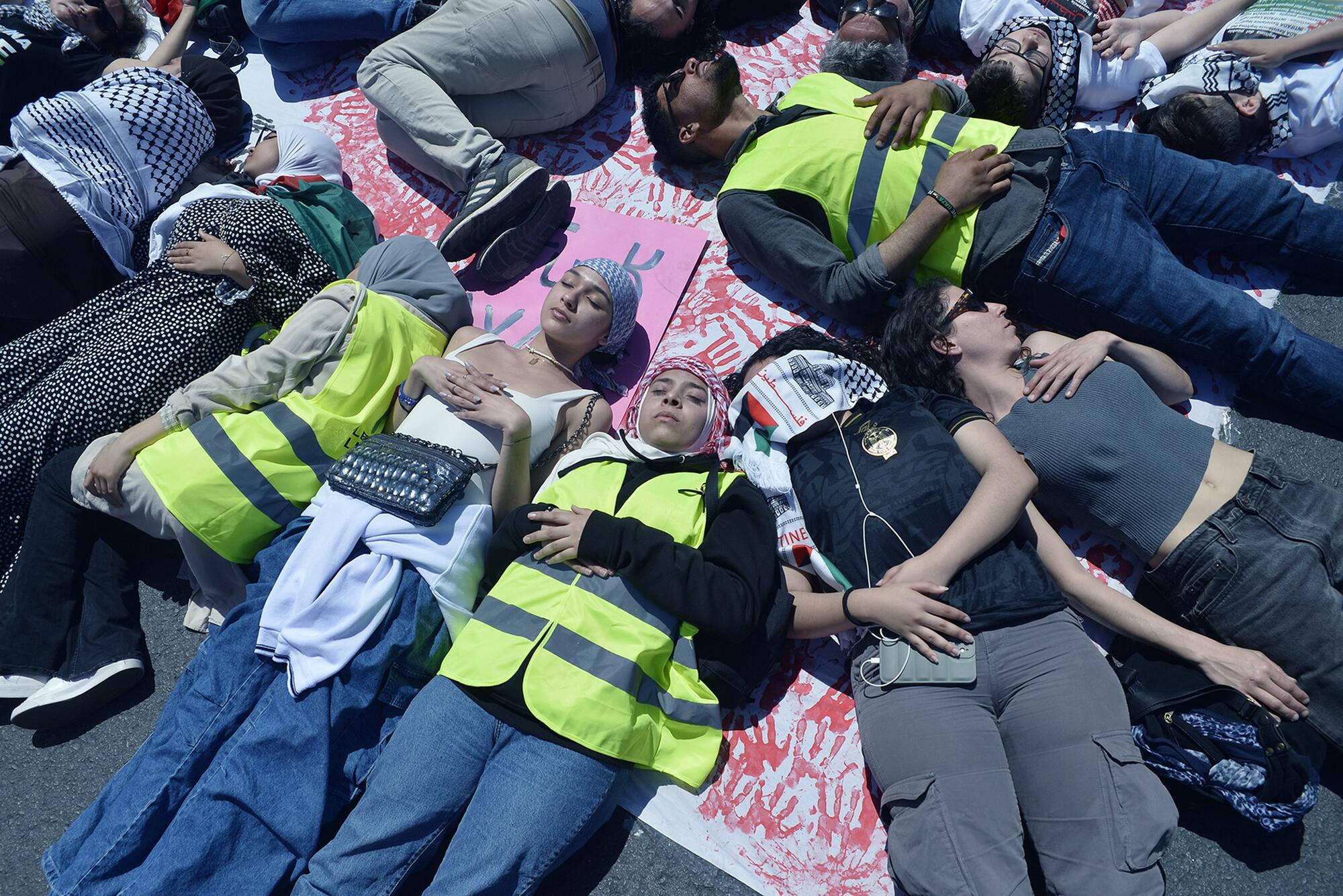 Manifestaciones País Valenciá solidaridad con Palestina 20-21 abril  - 7